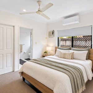 8 Cowie Close, Bentley Park, QLD 4869 AUS