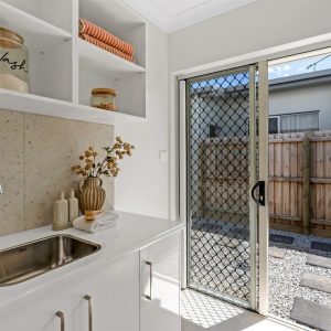 10 Sandbar Avenue, Kewarra Beach, QLD 4879 AUS