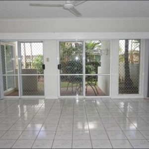 1/4-6 Brown Street, Woree, QLD 4868 AUS