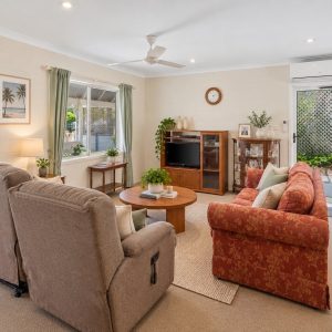 18 Caribbean Street, Holloways Beach, QLD 4878 AUS