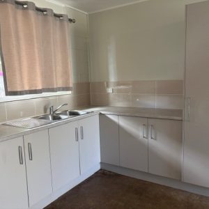 2/2-4 Bosanko Street, Manunda, QLD 4870 AUS