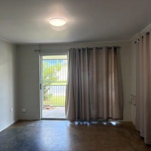 2/2-4 Bosanko Street, Manunda, QLD 4870 AUS