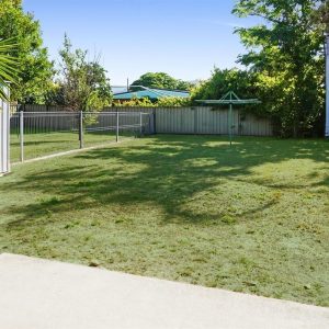 1/263 Aumuller Street, Westcourt, QLD 4870 AUS