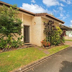 19/21-31 Poinciana Street, Holloways Beach, QLD 4878 AUS