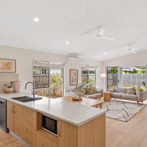 22 Rockingham Parade, Smithfield, QLD 4878 AUS