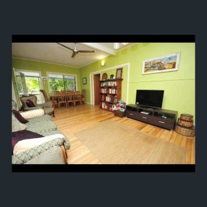 43 Moody Street, Manoora, QLD 4870 AUS
