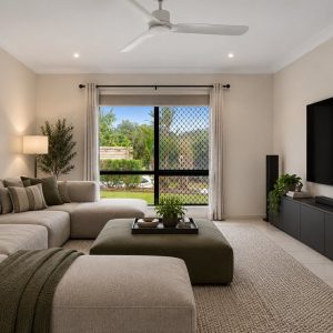 31 Elphinstone Street, Kanimbla, QLD 4870 AUS