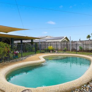 31 Elphinstone Street, Kanimbla, QLD 4870 AUS