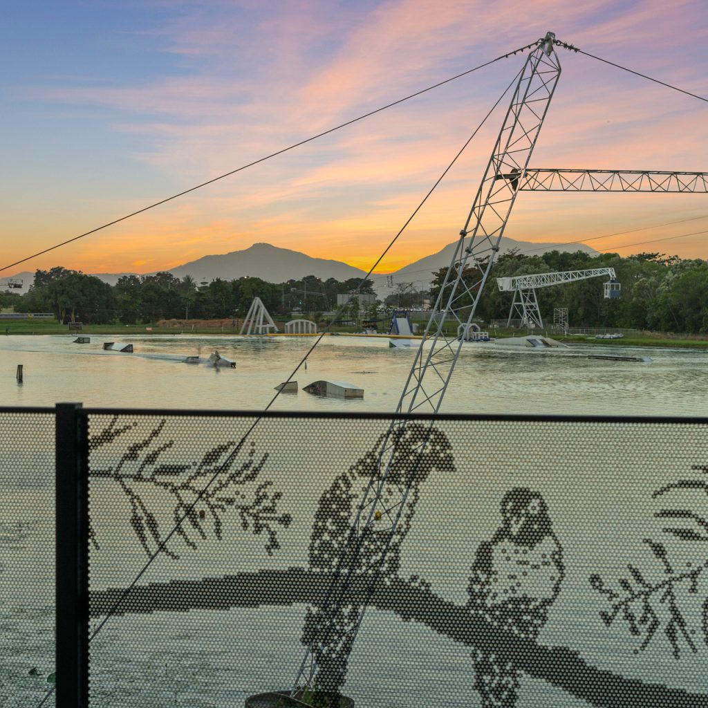 15 Wakepark Lane, Smithfield, QLD 4878