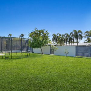 3 Ash Street, Holloways Beach, QLD 4878 AUS