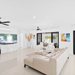 3 Lagoon Drive, Trinity Beach, QLD 4879 AUS