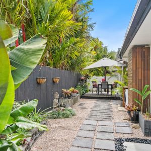 3 Lagoon Drive, Trinity Beach, QLD 4879 AUS