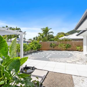 3 Lagoon Drive, Trinity Beach, QLD 4879 AUS