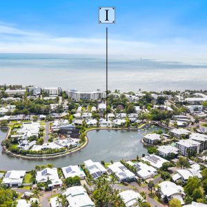 3 Lagoon Drive, Trinity Beach, QLD 4879 AUS