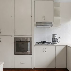 18 Bolton Street, Whitfield, QLD 4870 AUS