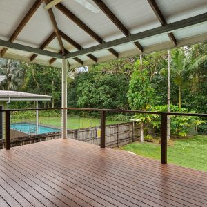 18 Bolton Street, Whitfield, QLD 4870 AUS