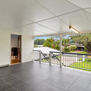 18 Bolton Street, Whitfield, QLD 4870 AUS