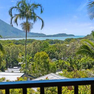 8 Trinidad Close, Trinity Beach, QLD 4879 AUS