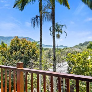 8 Trinidad Close, Trinity Beach, QLD 4879 AUS