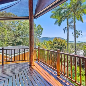 8 Trinidad Close, Trinity Beach, QLD 4879 AUS