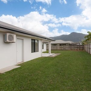 27 Disney Street, White Rock, QLD 4868 AUS