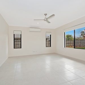 27 Disney Street, White Rock, QLD 4868 AUS