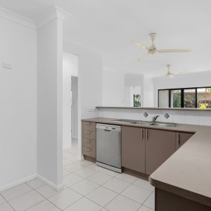 21 Barramulla Close, Edmonton, QLD 4869 AUS