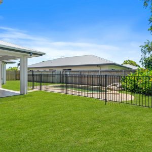 12 Hopkins Street, White Rock, QLD 4868 AUS